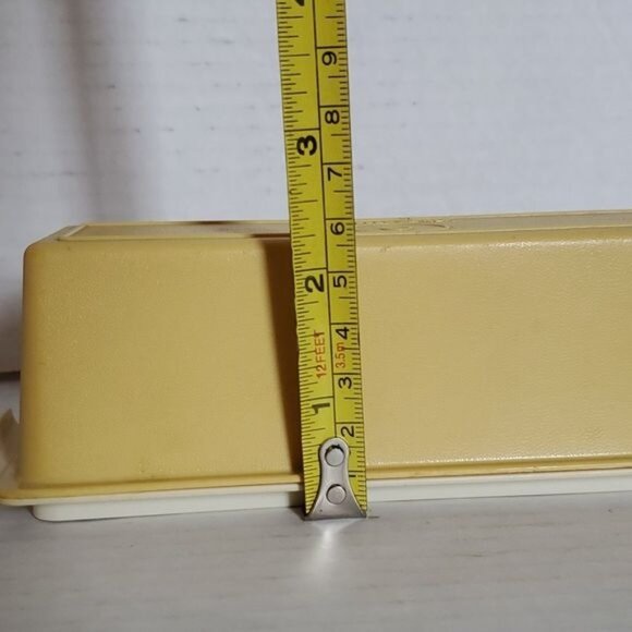 Vintage Tupperware Butter Dish Container Saver Mustard Gold Almond - Picture 4 of 16
